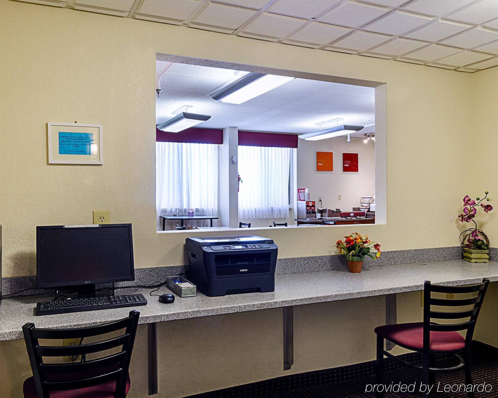 Holiday Inn Express - Fall River North Eksteriør bilde