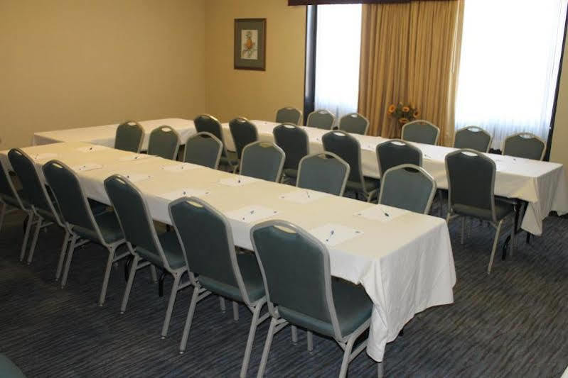 Holiday Inn Express - Fall River North Eksteriør bilde